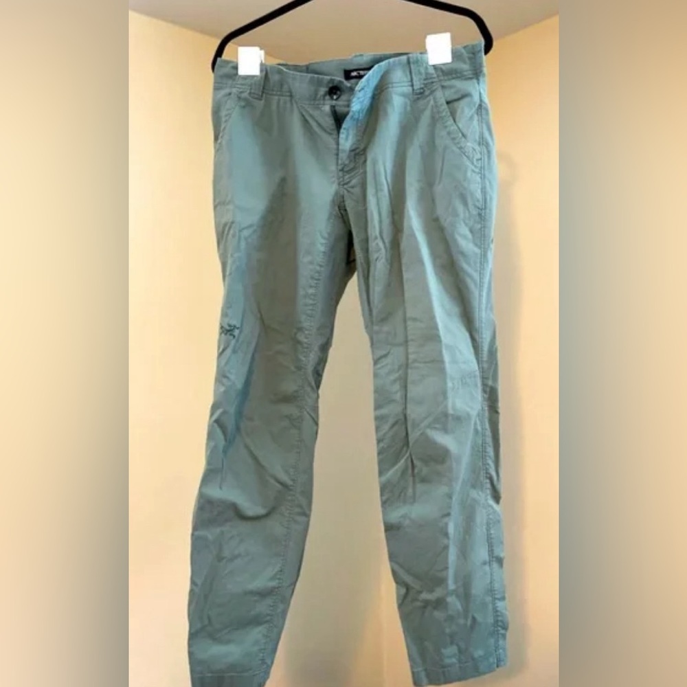Arc'teryx Women's Cropped Pants - Light Green